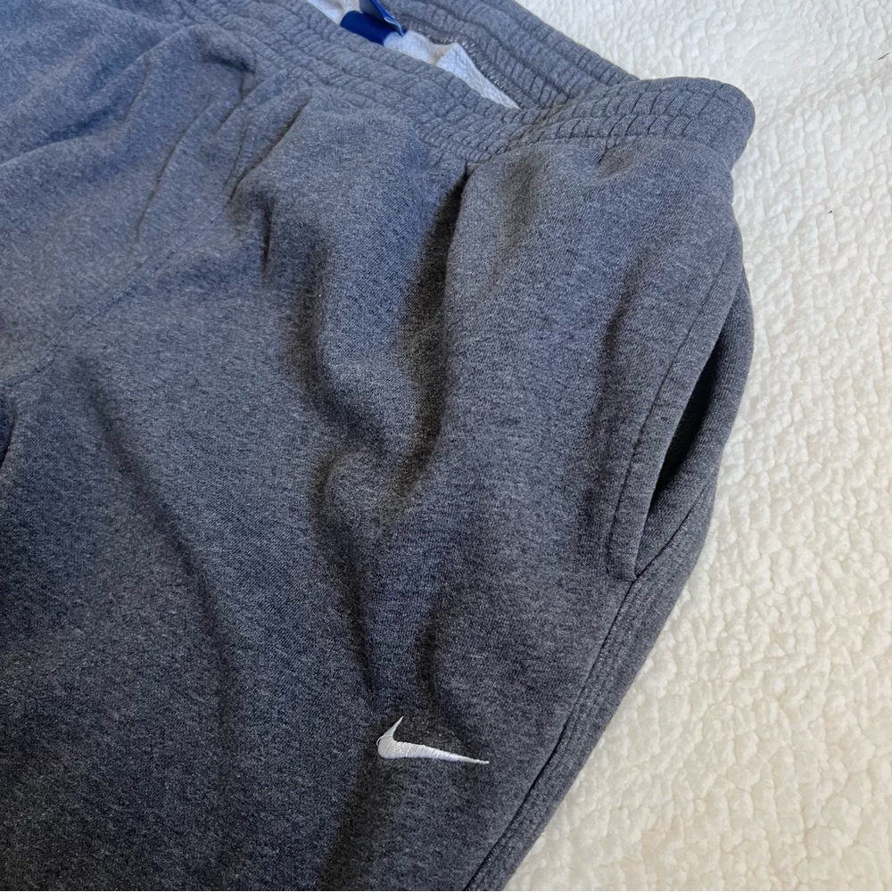 Nike Sportswear Club Fleece Men's Sweatpants - Picture 10 of 11